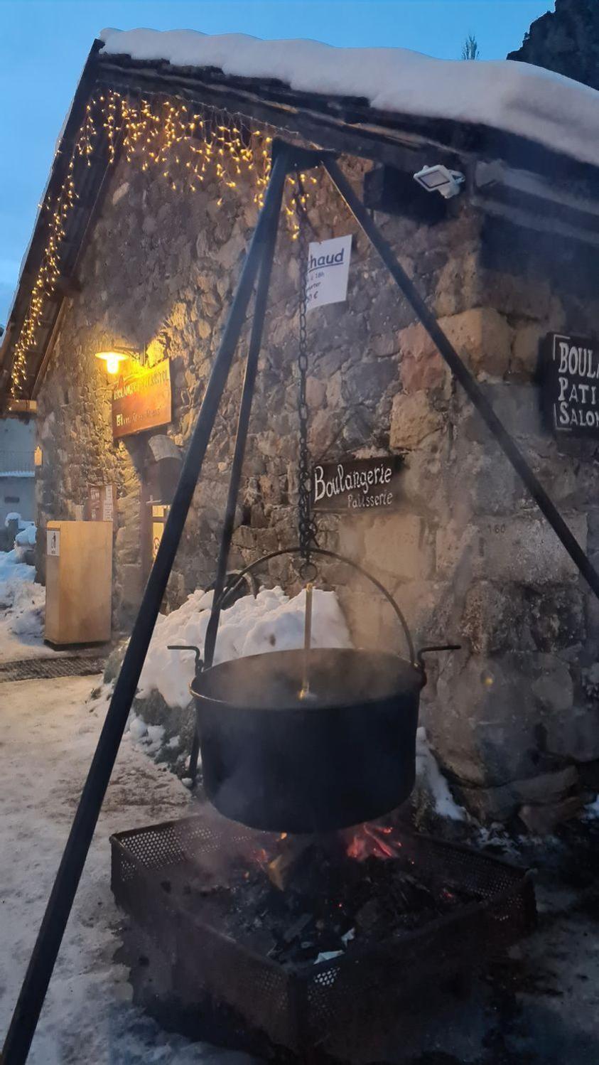 Maison Carail Nevache 14 Personnes エクステリア 写真