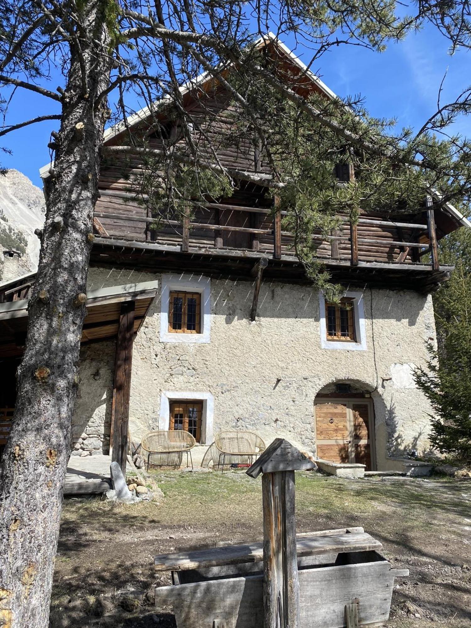 Maison Carail Nevache 14 Personnes エクステリア 写真